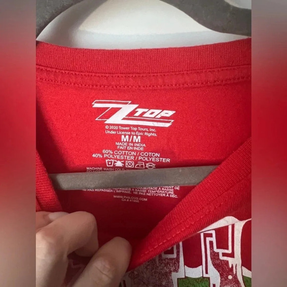 Official Merch | ZZ Top "Happy Holidays" Band T-Shirt | Size M - Picture 4 of 5